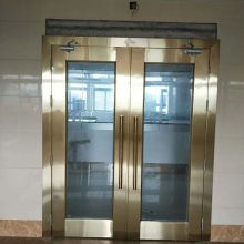 南寧市保平安防火材料廠 優(yōu)質不銹鋼防火門的卓越性能與應用